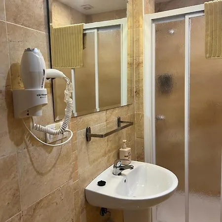 Privadas En Apartamento Compartido * Algeciras
